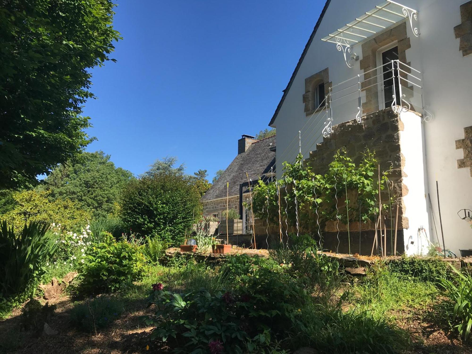 Le Pas Du Faon Bed & Breakfast Caudan ภายนอก รูปภาพ